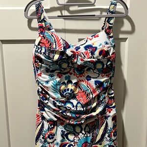 VENUS ST. TROPEZ ONE-PIECE RUCHED MIDDLE ADJUSTABLE STRAP SWIM DRESS